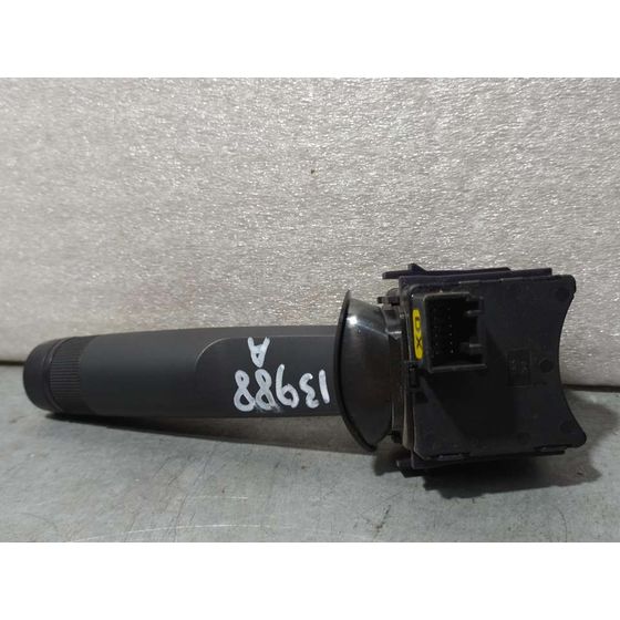 Mando Intermitentes Para Chevrolet Cruze Hatchback