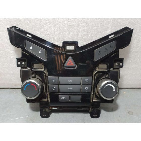 Mando Climatizador Para Chevrolet Cruze Hatchback