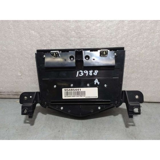 Mando Radio Para Chevrolet Cruze Hatchback
