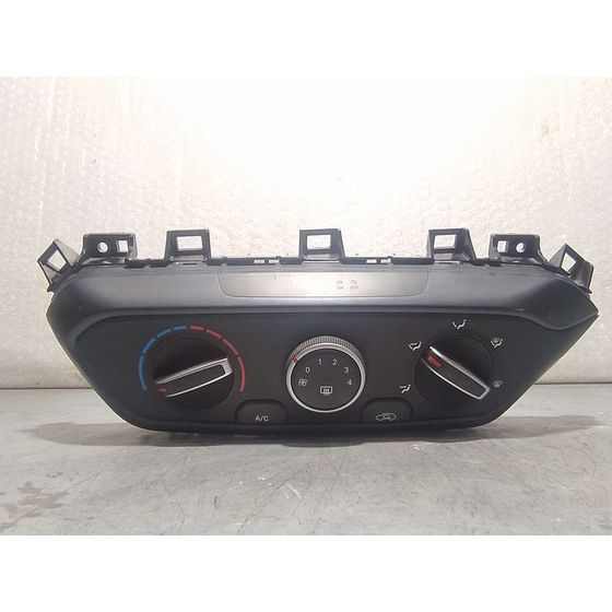 Mando Calefaccion / Aire Acondicionado Para Hyundai I 20