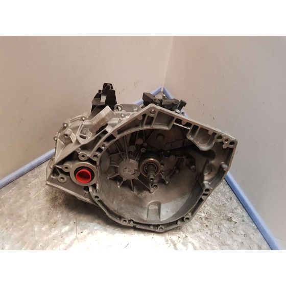 Caja Cambios para Nissan Micra V (K14)
