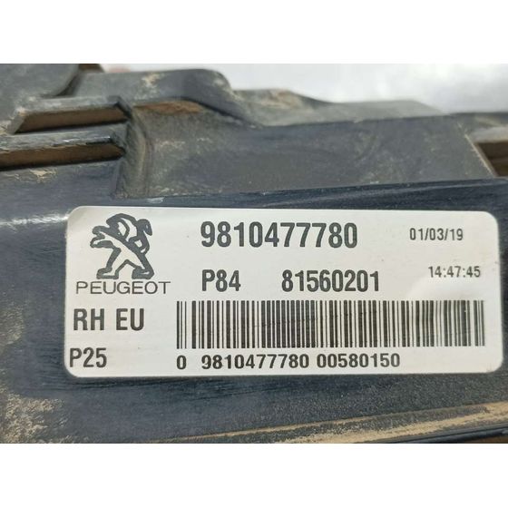 Piloto Trasero Derecho Para Peugeot 3008