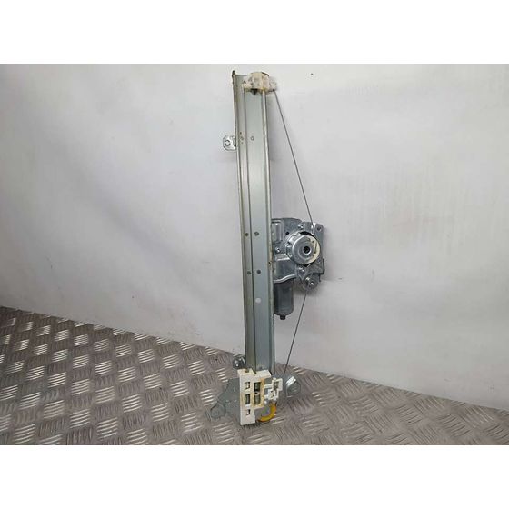 Elevalunas Delantero Izquierdo Para Nissan Micra V