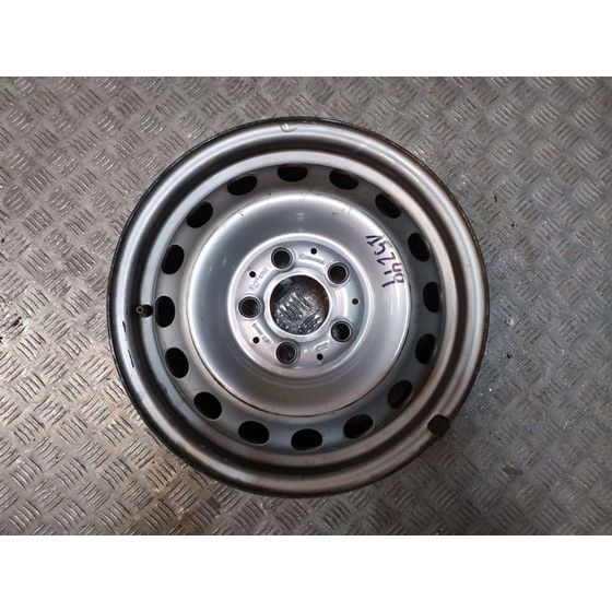 Llanta Para Mercedes Vito  Caja Cerrada