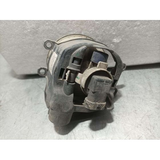 Faro Antiniebla Derecho Para Toyota Auris