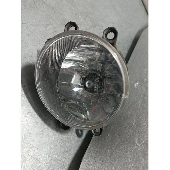 Faro Antiniebla Izquierdo Para Toyota Auris