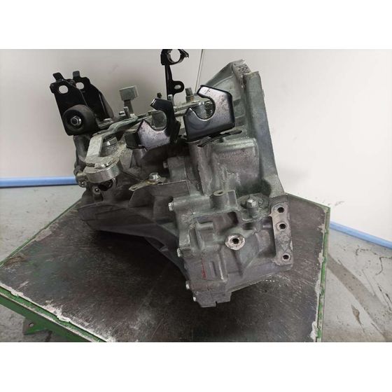 Caja Cambios para Toyota Auris Touring Sports (E18)