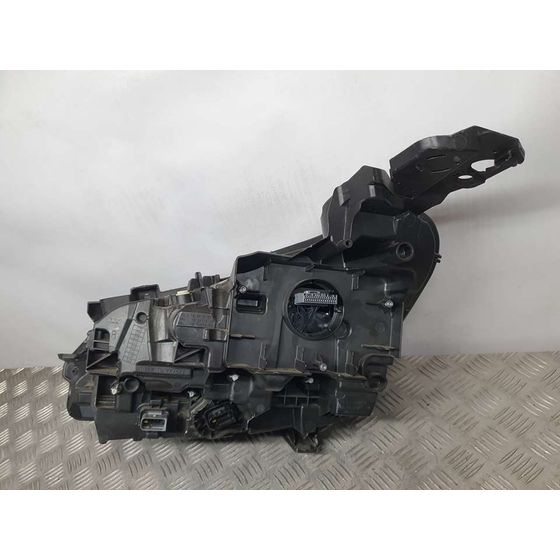 Faro Derecho para Peugeot 3008