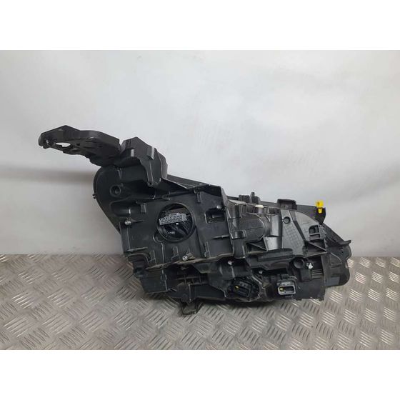 Faro Izquierdo para Peugeot 3008