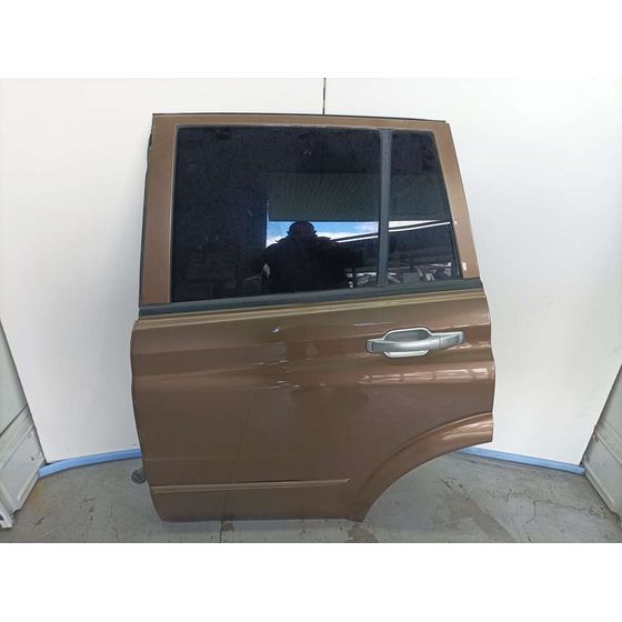Puerta Trasera Izquierda Para Ssangyong Kyron