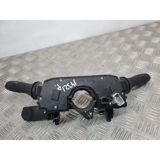 Mando Luces Y Limpia Para Renault Clio V