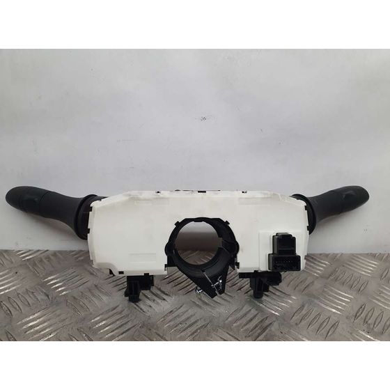 Mando Luces Y Limpia Para Nissan X-Trail