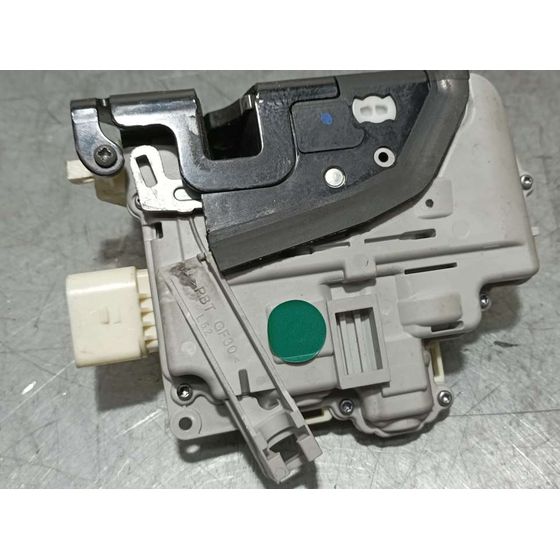 Cerradura Puerta Delantera Izquierda Para Volkswagen Passat Variant
