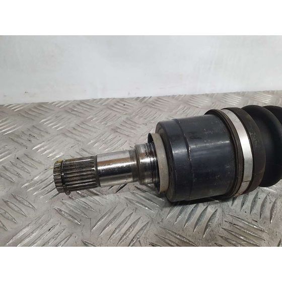Transmision Delantera Izquierda Para Mazda 2 Lim.