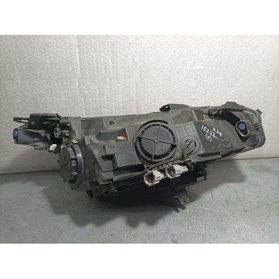 Faro Izquierdo Para Infiniti Q30