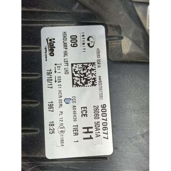 Faro Izquierdo Para Infiniti Q30