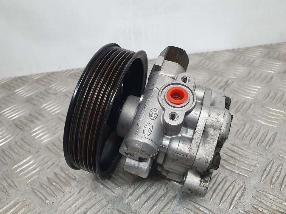 Bomba Direccion Para Kia Carens