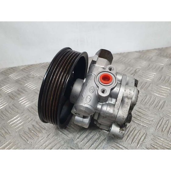 Bomba Direccion Para Kia Carens