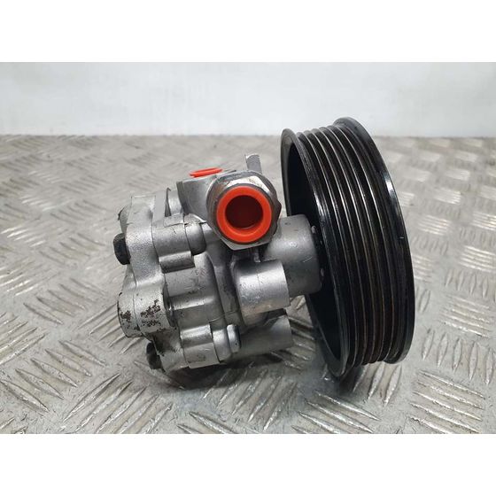 Bomba Direccion Para Kia Carens