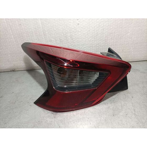 Piloto Trasero Izquierdo Para Nissan Micra V