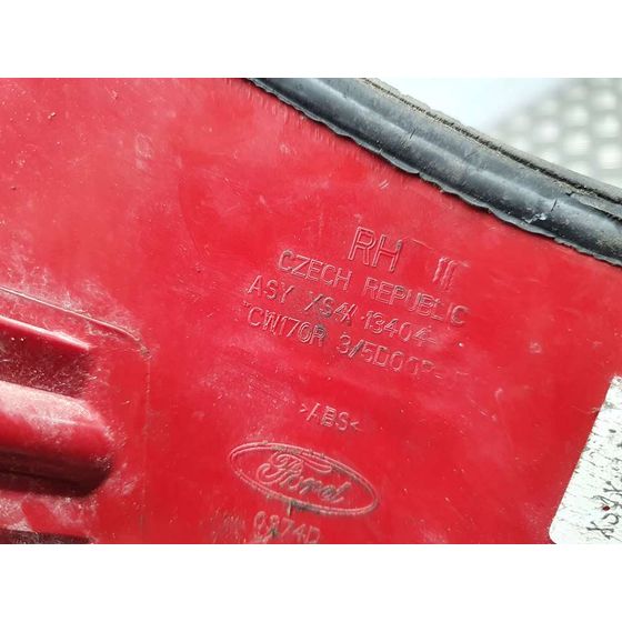 Piloto Trasero Derecho Para Ford Focus Berlina