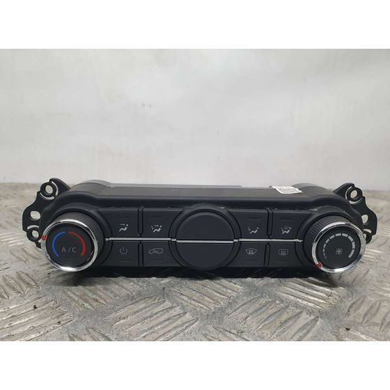 Mando Calefaccion / Aire Acondicionado para Maxus E-Deliver 9