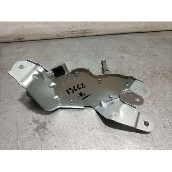 Motor Limpia Trasero Para Mazda 2 Lim.