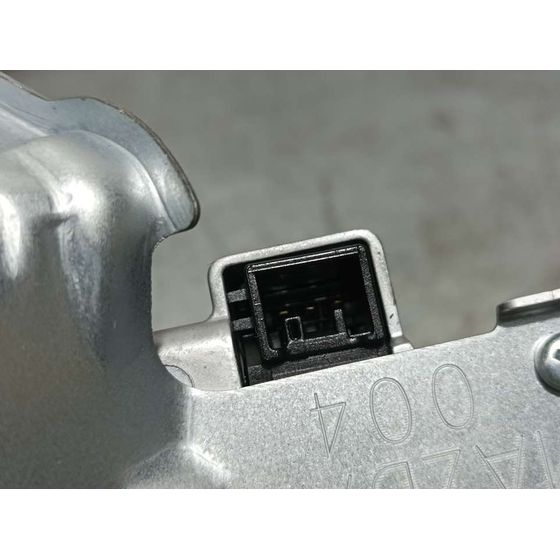 Motor Limpia Trasero Para Mazda 2 Lim.
