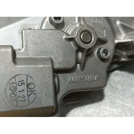 Motor Limpia Trasero Para Mazda 2 Lim.
