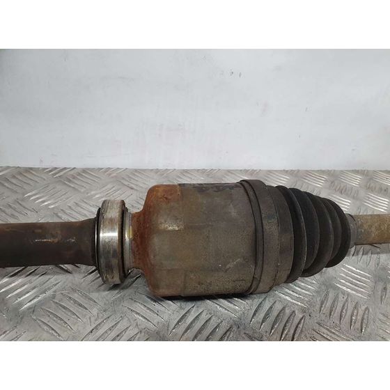 Transmision Delantera Derecha Para Dacia Sandero