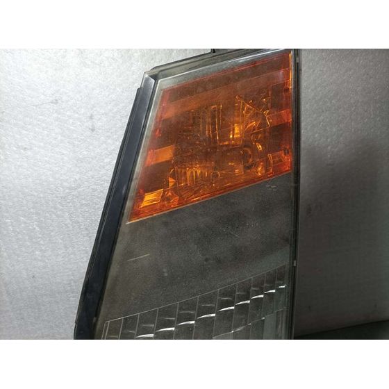 Faro Izquierdo Para Nissan Cabstar