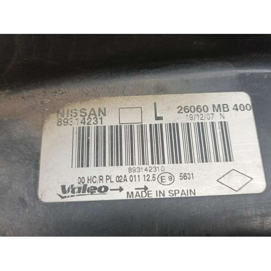 Faro Izquierdo Para Nissan Cabstar