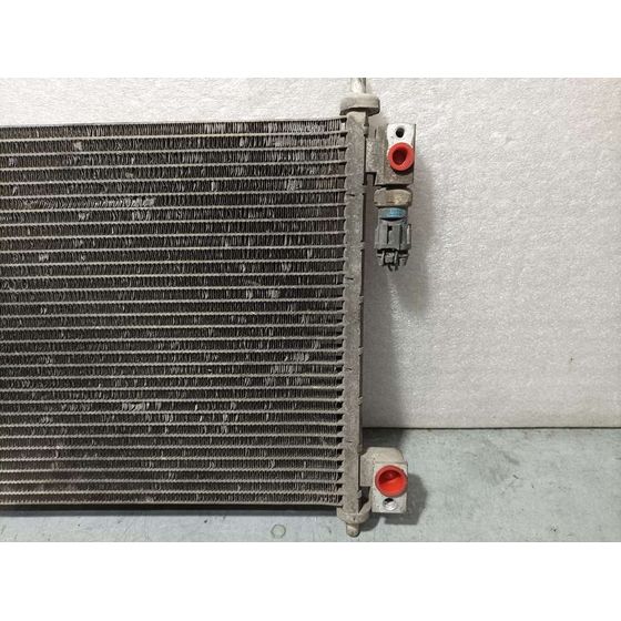 Condensador / Radiador Aire Acondicionado Para Nissan Cabstar