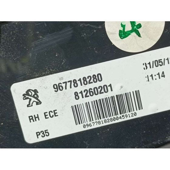 Piloto Trasero Derecho Para Peugeot 308