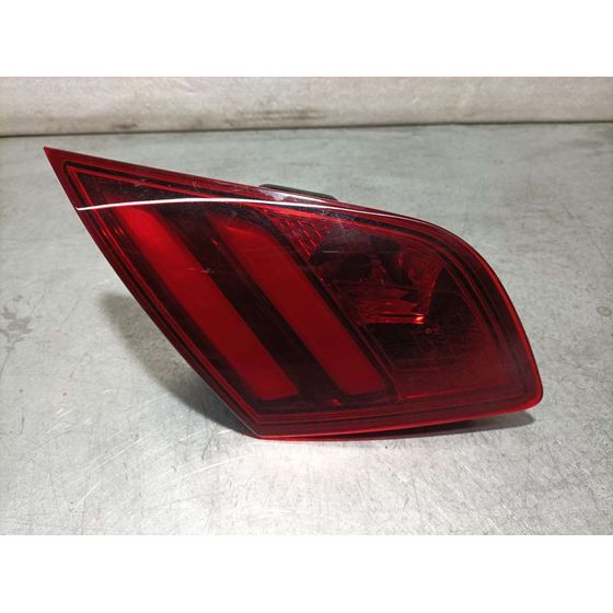 Piloto Trasero Izquierdo Para Peugeot 308