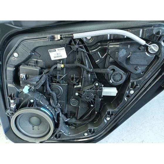 Elevalunas Trasero Derecho Para Volvo V40 Cross Country