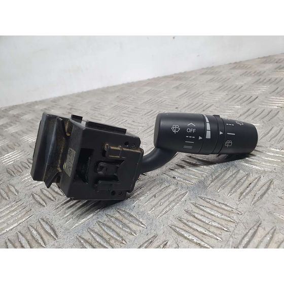 Mando Limpia Para Mazda 2 Lim.