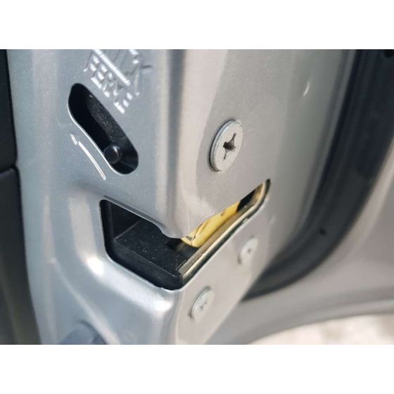 Cerradura Puerta Trasera Derecha Para Mazda Cx-7