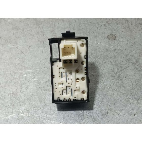 Mando Elevalunas Delantero Derecho Para Toyota Auris