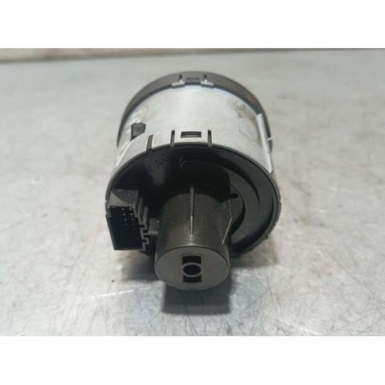 Mando Luces Para Skoda Rapid