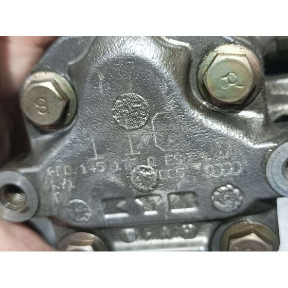 Bomba Direccion para Audi A4 Berlina (B5)