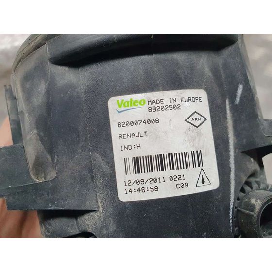 Faro Antiniebla Derecho Para Renault Scenic Iii