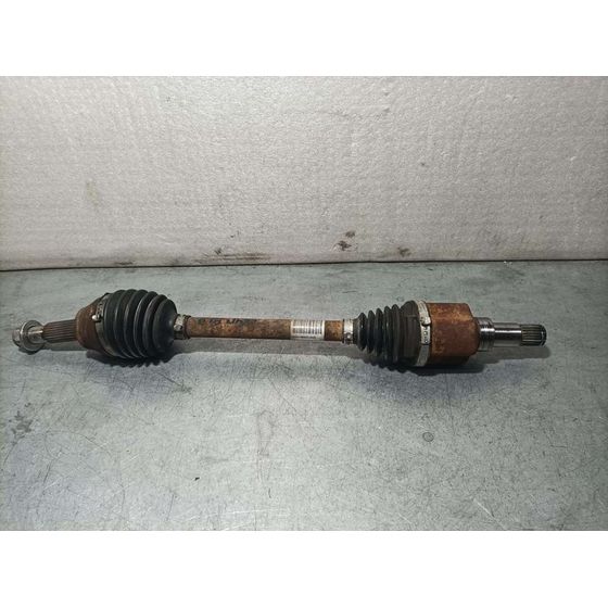 Transmision Delantera Izquierda Para Ford Fiesta