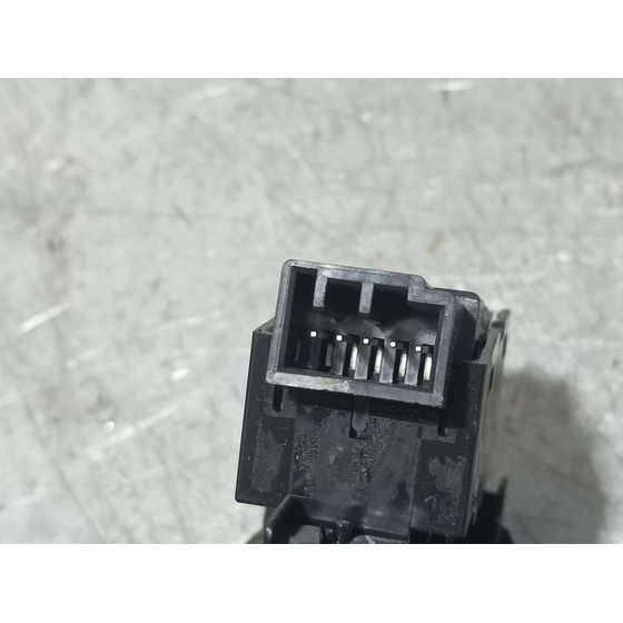Mando Elevalunas Trasero Izquierdo Para Volvo V40 Cross Country