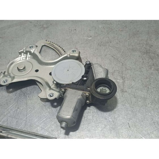 Elevalunas Delantero Derecho Para Lexus Is