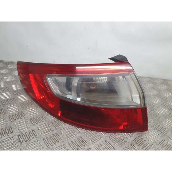 Piloto Trasero Izquierdo Para Renault Fluence