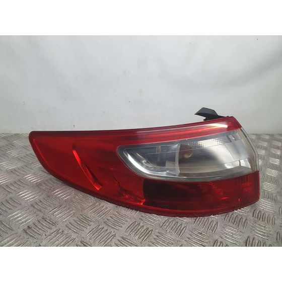 Piloto Trasero Izquierdo Para Renault Fluence