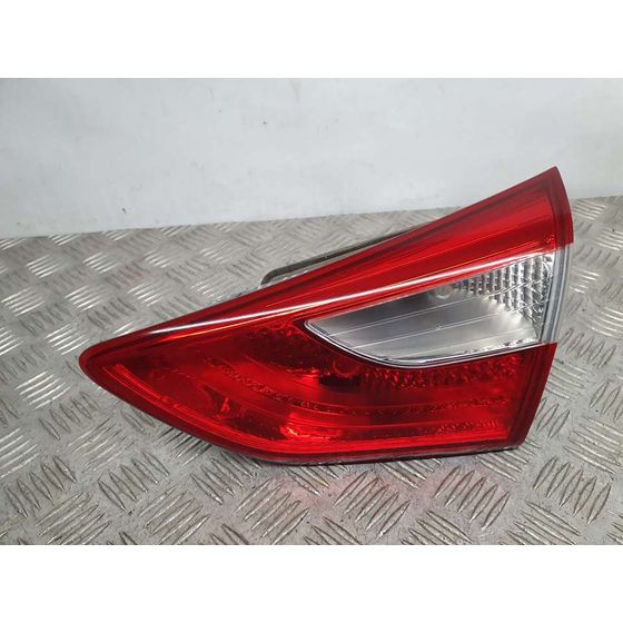 Piloto Trasero Derecho Para Hyundai I30