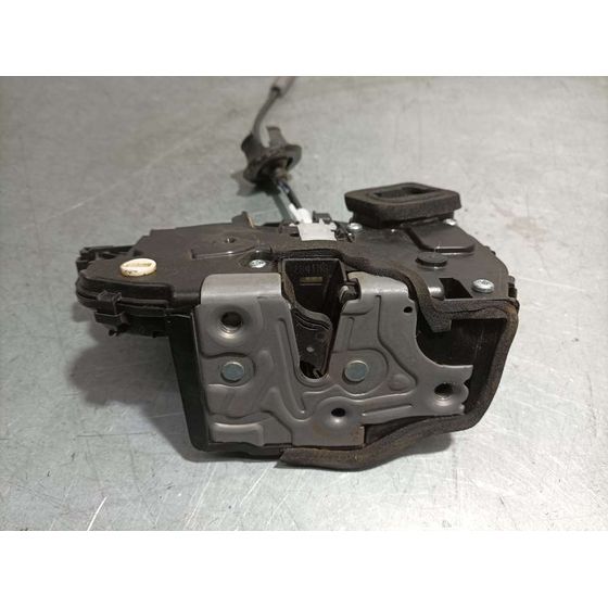 Cerradura Puerta Trasera Derecha Para Skoda Kamiq