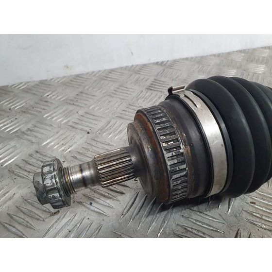Transmision Delantera Izquierda Para Mercedes Clase A
